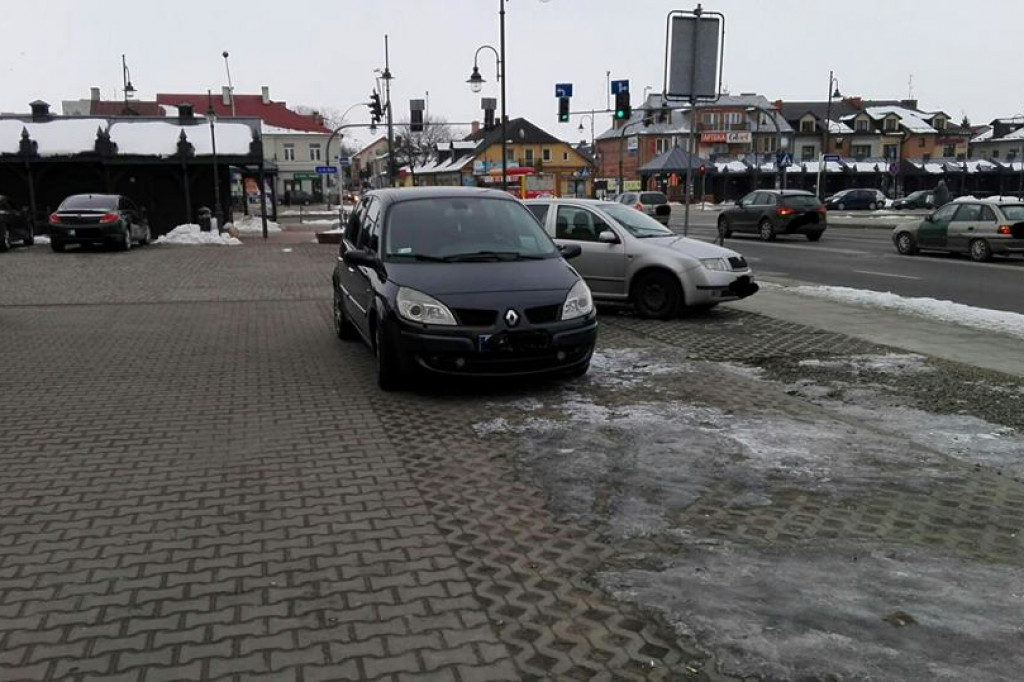 Zamość: Mistrzowie parkowania w obiektywie [FOTO]