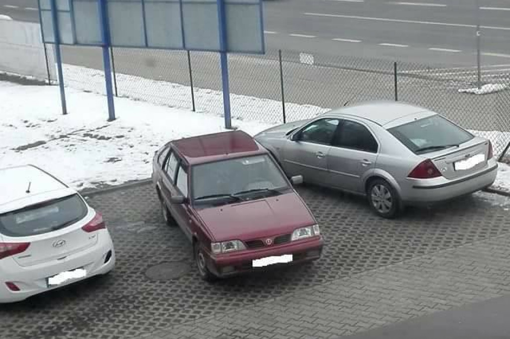 Zamość: Mistrzowie parkowania w obiektywie [FOTO]