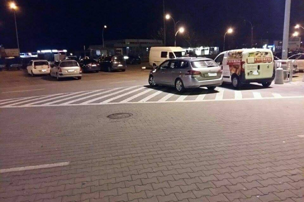 Zamość: Mistrzowie parkowania w obiektywie [FOTO]