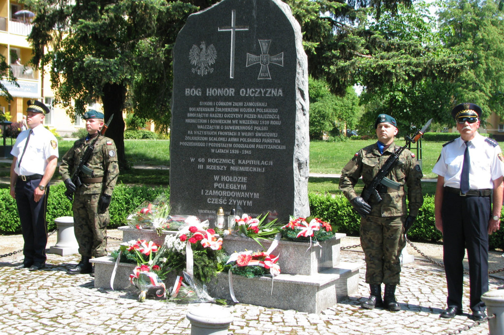 Zamość: 73. rocznica zakończenia II wojny światowej [FOTO]