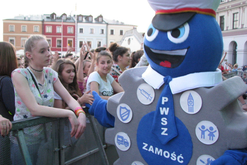 Zamość: Za nami koncert juwenaliowy. Wystąpili Jako Tako, MeGustar i Sarsa [FOTO]