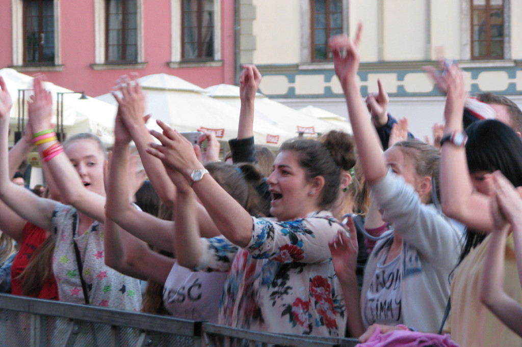 Zamość: Za nami koncert juwenaliowy. Wystąpili Jako Tako, MeGustar i Sarsa [FOTO]