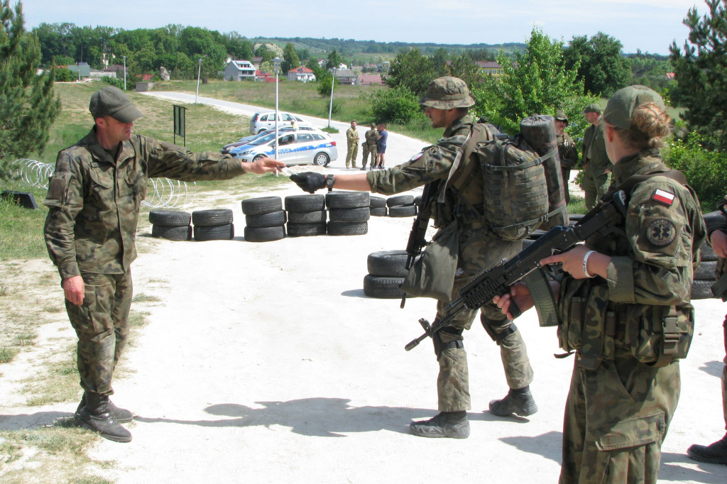 Mokre/Józefów: Terytorialsi ćwiczyli na nowej strzelnicy i w kamieniołomach