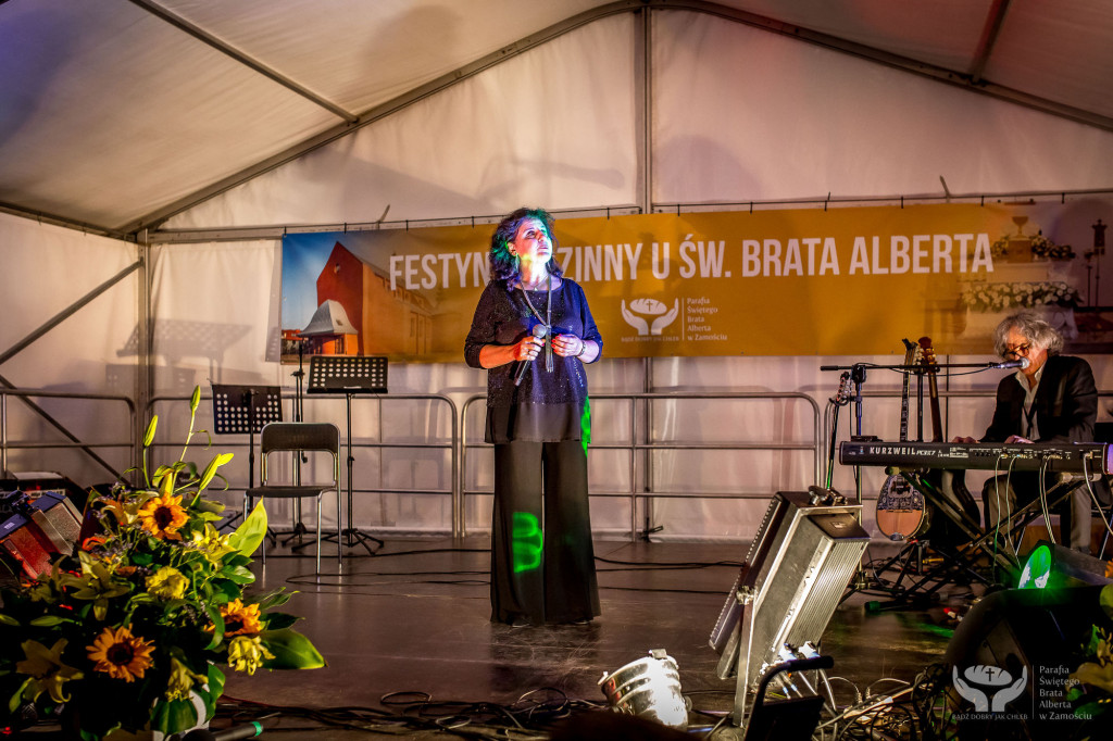 Zamość: Eleni wystąpiła na festynie u św. Brata Alberta [FOTO]