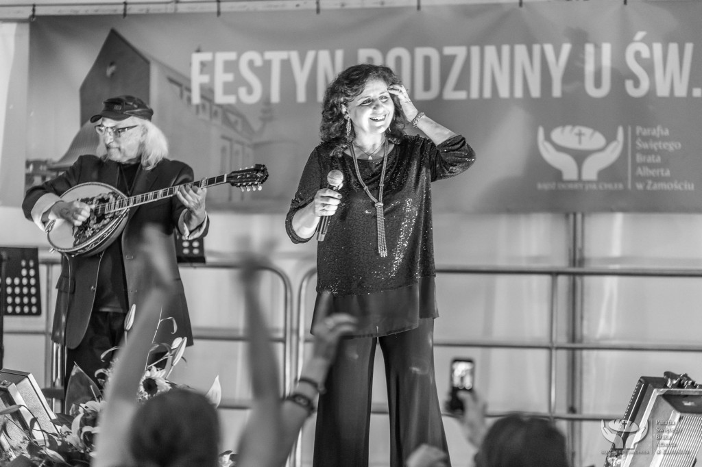 Zamość: Eleni wystąpiła na festynie u św. Brata Alberta [FOTO]