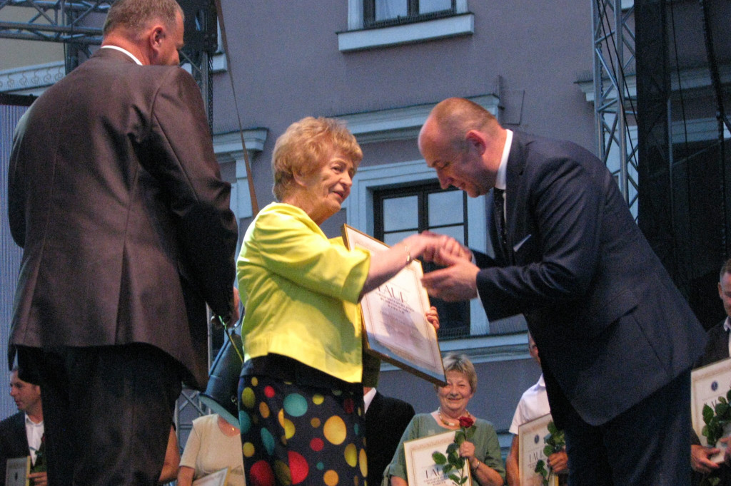 Zamość: Gala 25-lecia Zespołu Szkół Społecznych [ FOTO]