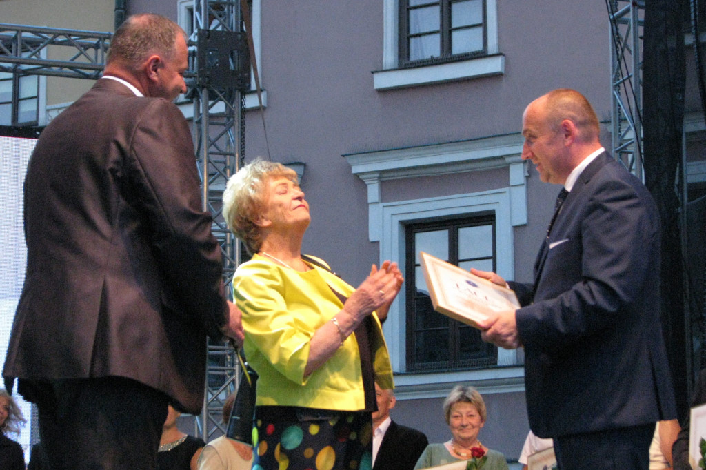 Zamość: Gala 25-lecia Zespołu Szkół Społecznych [ FOTO]