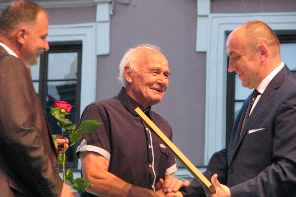 Zamość: Gala 25-lecia Zespołu Szkół Społecznych [ FOTO]