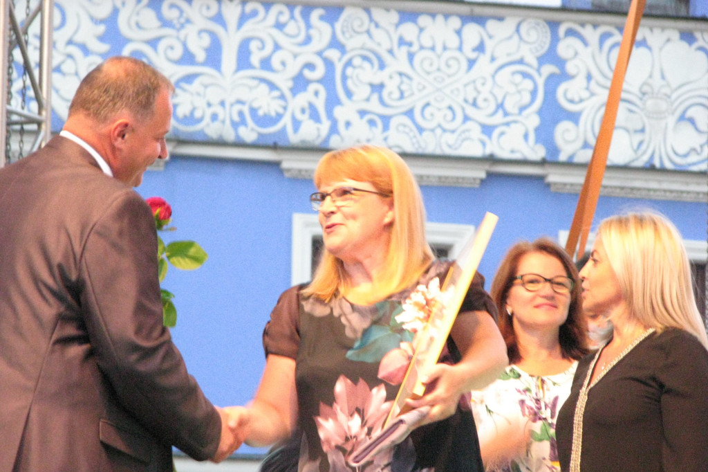 Zamość: Gala 25-lecia Zespołu Szkół Społecznych [ FOTO]