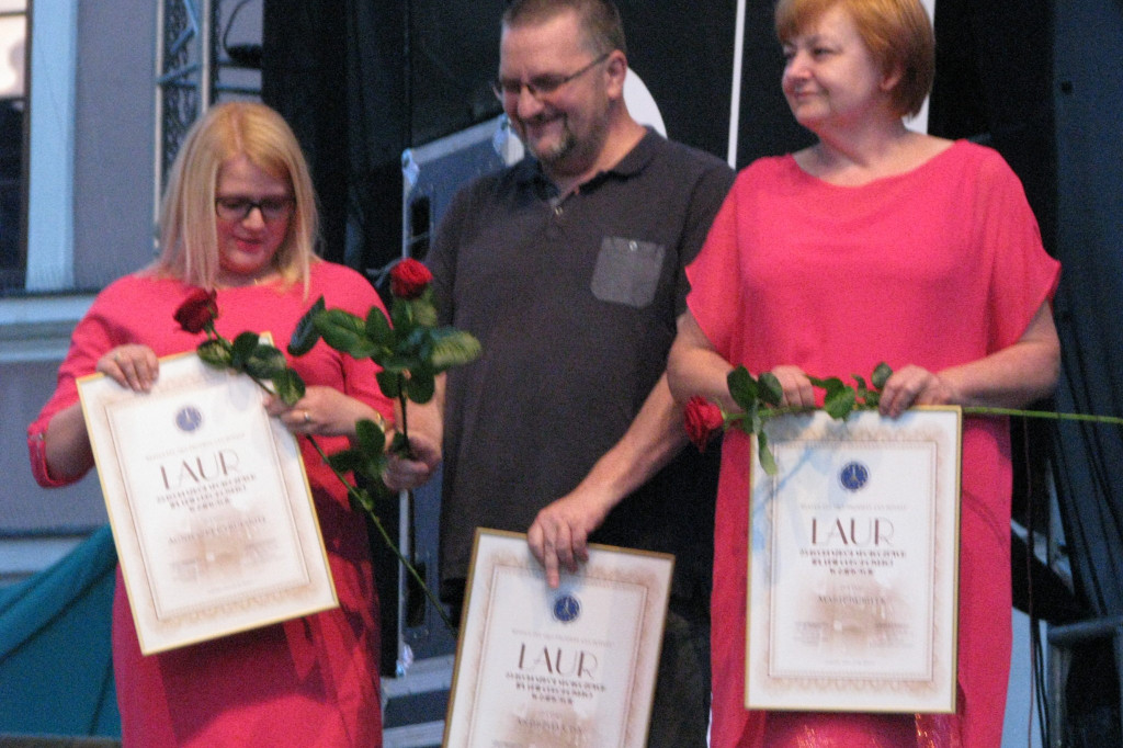 Zamość: Gala 25-lecia Zespołu Szkół Społecznych [ FOTO]