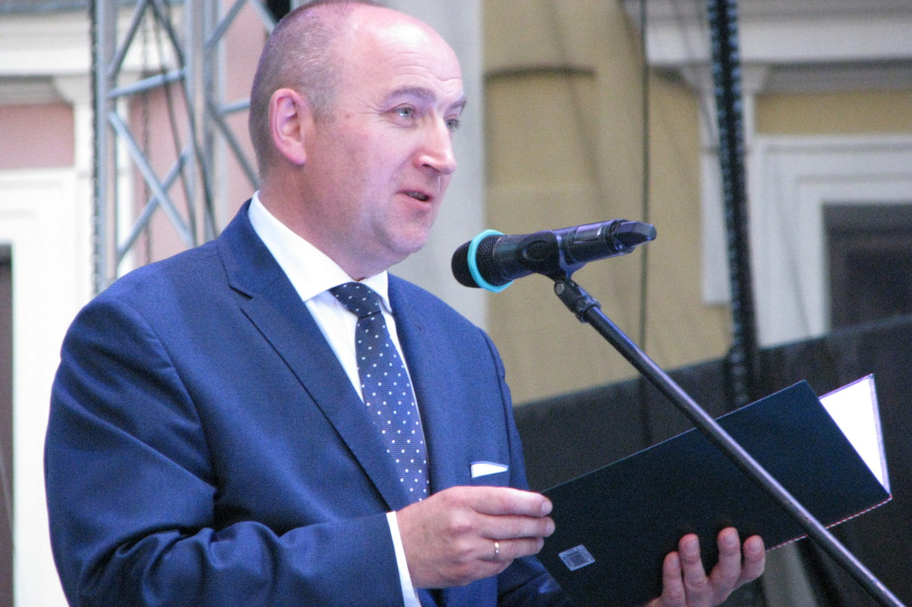Zamość: Gala 25-lecia Zespołu Szkół Społecznych [ FOTO]