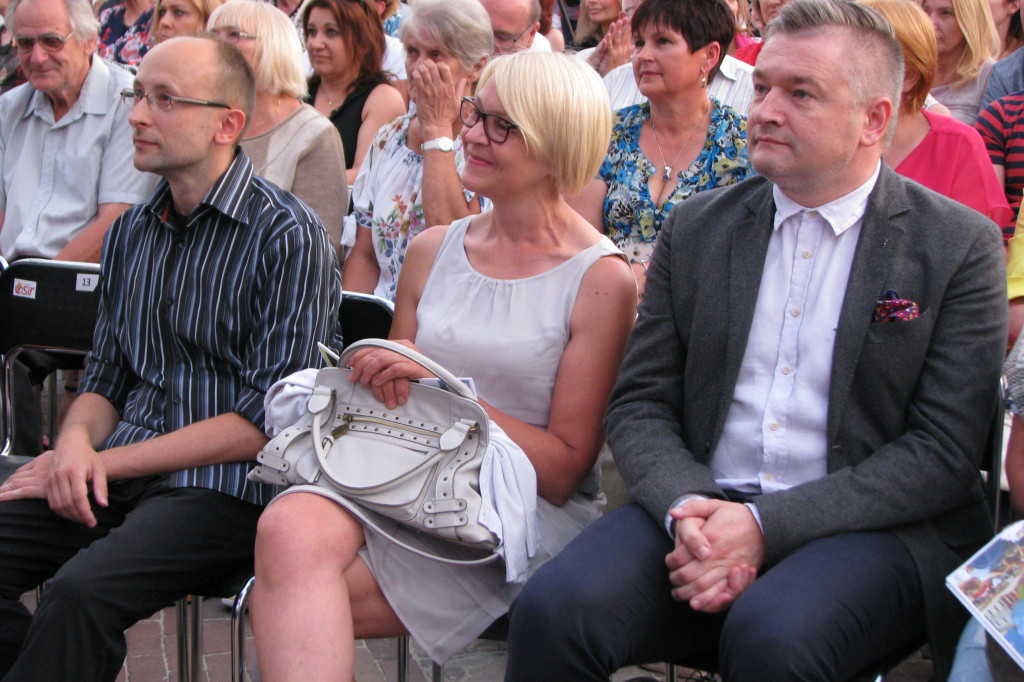Zamość: Gala 25-lecia Zespołu Szkół Społecznych [ FOTO]