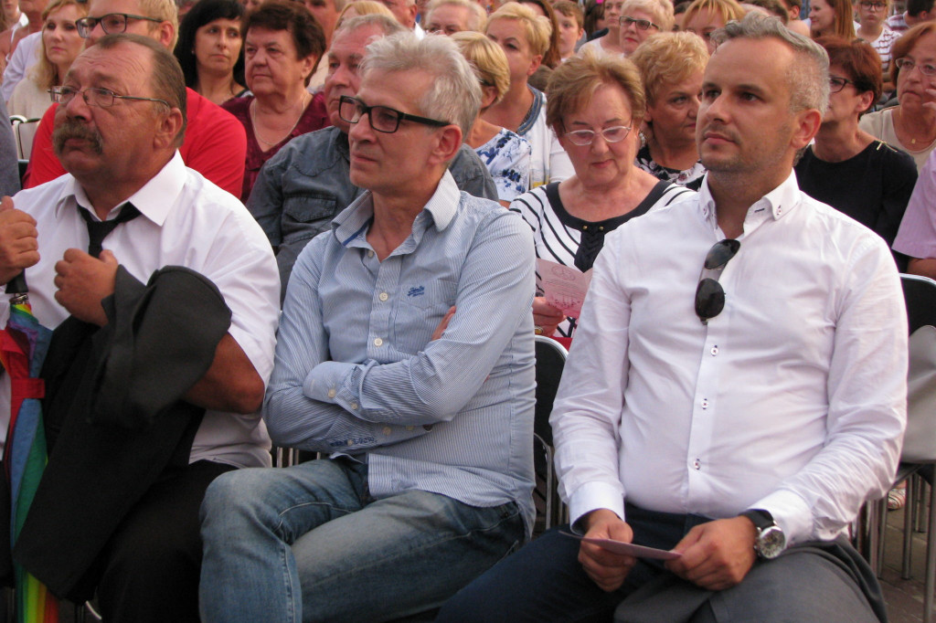 Zamość: Gala 25-lecia Zespołu Szkół Społecznych [ FOTO]