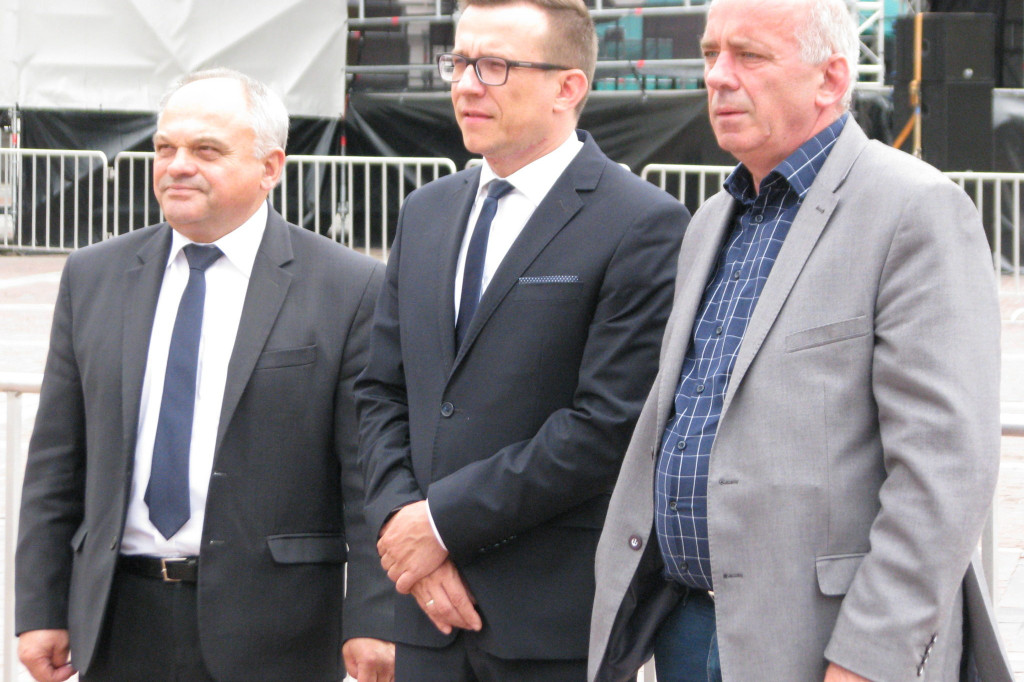 Zamość: Honorowi Dawcy Krwi - Dzieciom [FOTO]