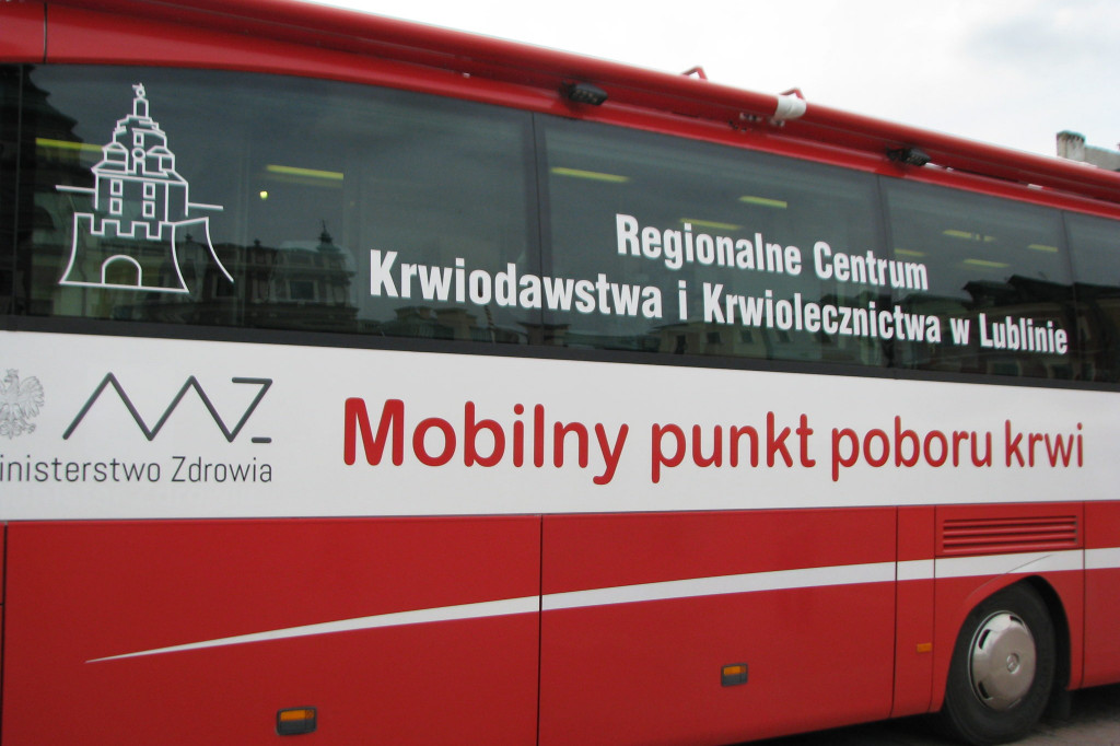 Zamość: Honorowi Dawcy Krwi - Dzieciom [FOTO]