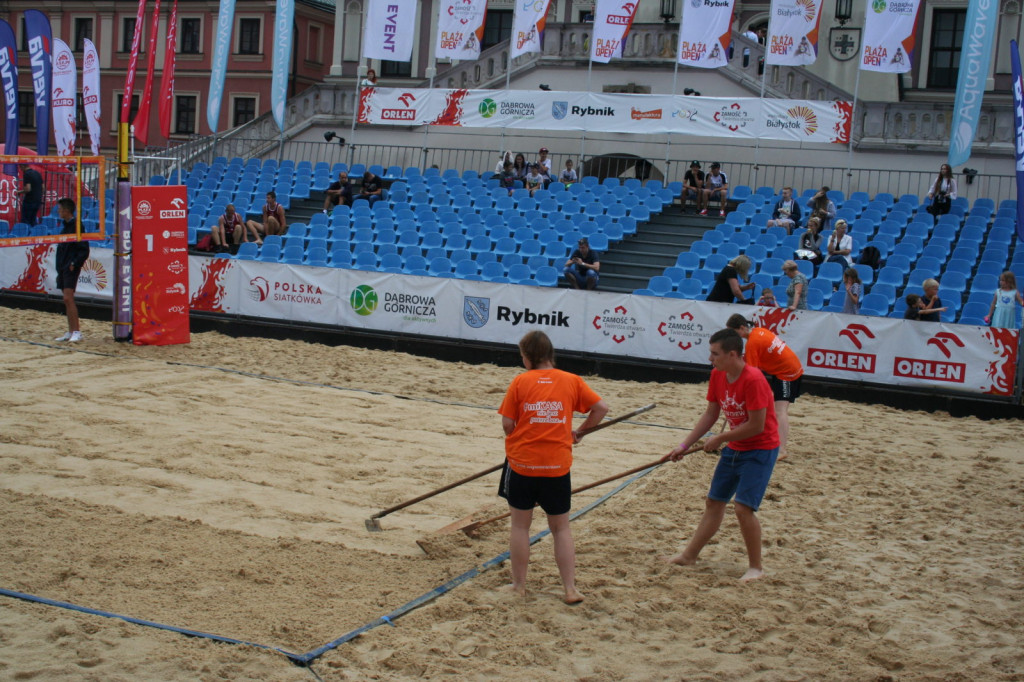 Zamość: Plaża Open z burzą w tle [FOTO]