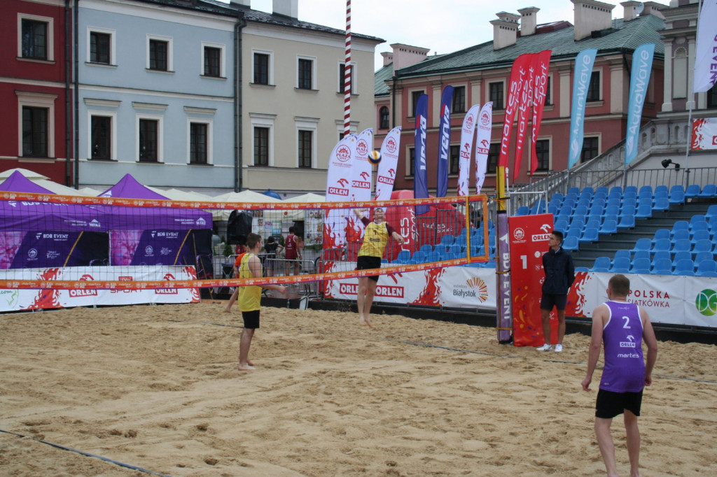 Zamość: Plaża Open z burzą w tle [FOTO]