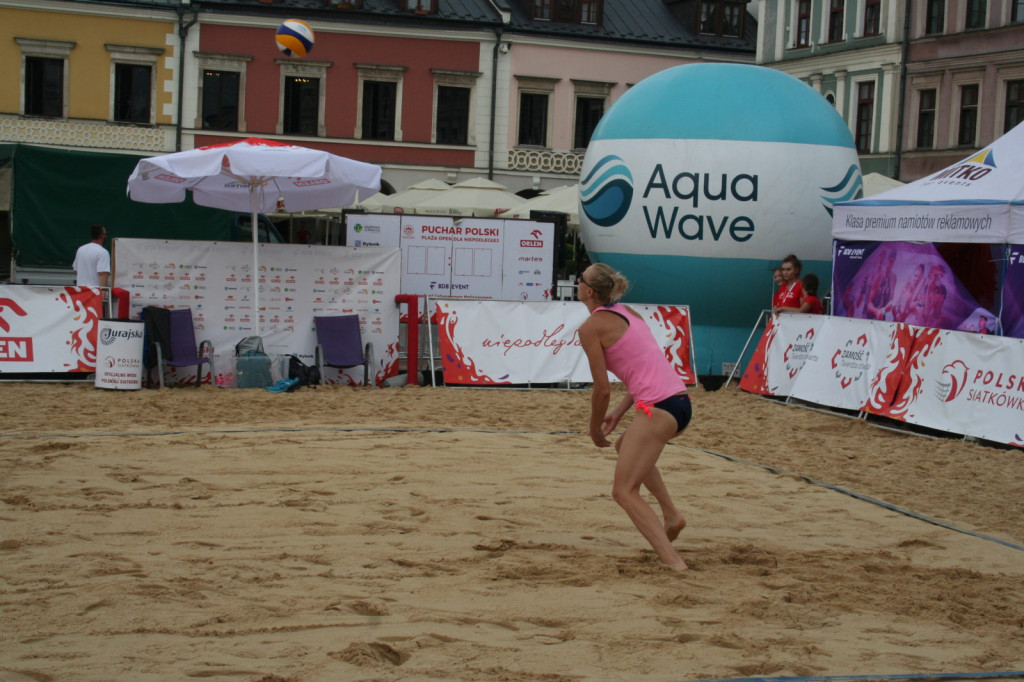 Zamość: Trwają Mistrzostwa Polski Kobiet i Mężczyzn w siatkówce plażowej [FOTO, PROGRAM]