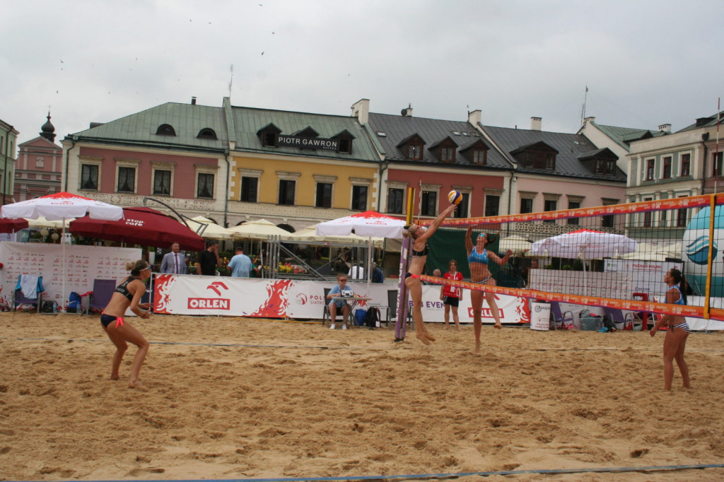 Zamość: Trwają Mistrzostwa Polski Kobiet i Mężczyzn w siatkówce plażowej [FOTO, PROGRAM]