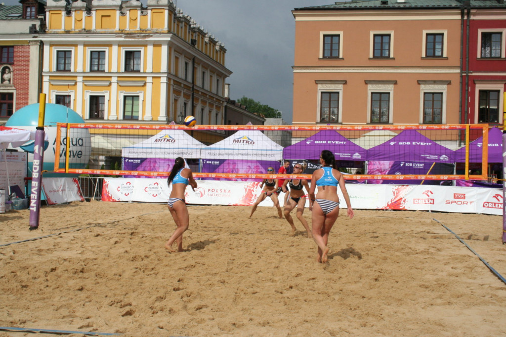 Zamość: Trwają Mistrzostwa Polski Kobiet i Mężczyzn w siatkówce plażowej [FOTO, PROGRAM]