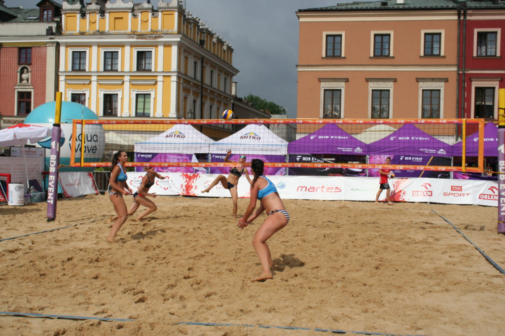 Zamość: Trwają Mistrzostwa Polski Kobiet i Mężczyzn w siatkówce plażowej [FOTO, PROGRAM]