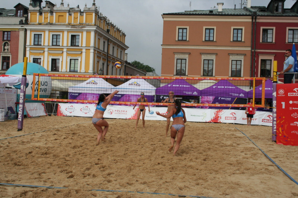 Zamość: Trwają Mistrzostwa Polski Kobiet i Mężczyzn w siatkówce plażowej [FOTO, PROGRAM]