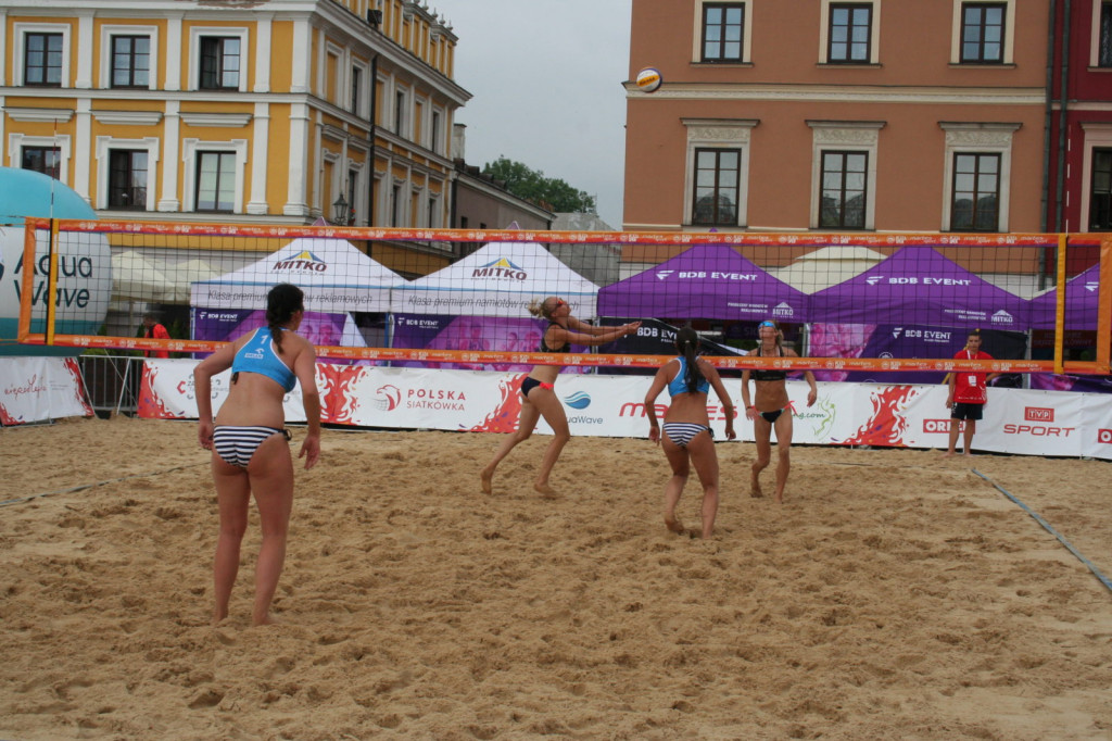 Zamość: Trwają Mistrzostwa Polski Kobiet i Mężczyzn w siatkówce plażowej [FOTO, PROGRAM]