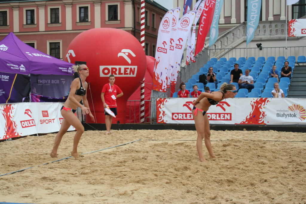 Zamość: Trwają Mistrzostwa Polski Kobiet i Mężczyzn w siatkówce plażowej [FOTO, PROGRAM]