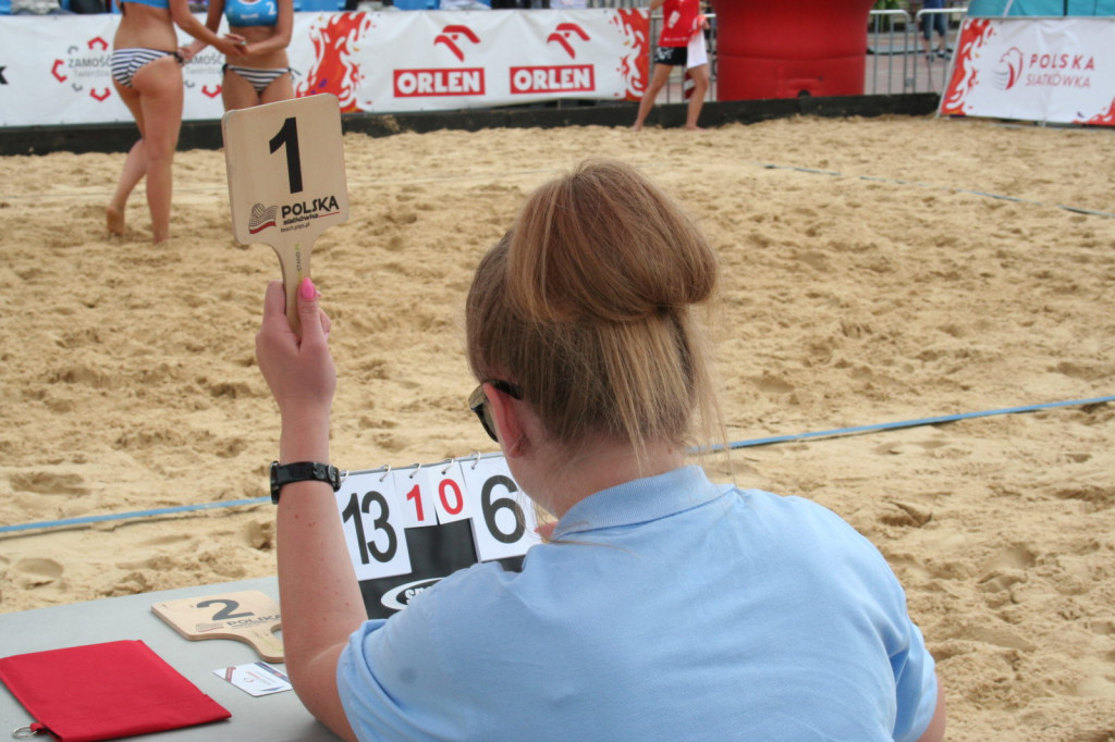 Zamość: Trwają Mistrzostwa Polski Kobiet i Mężczyzn w siatkówce plażowej [FOTO, PROGRAM]