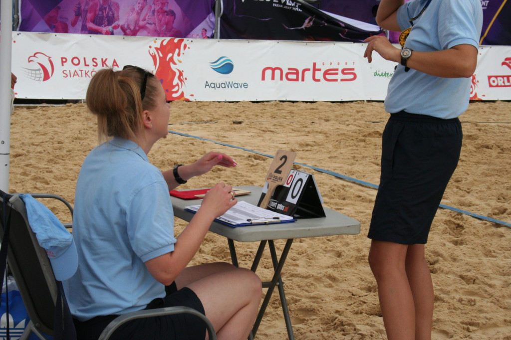 Zamość: Trwają Mistrzostwa Polski Kobiet i Mężczyzn w siatkówce plażowej [FOTO, PROGRAM]