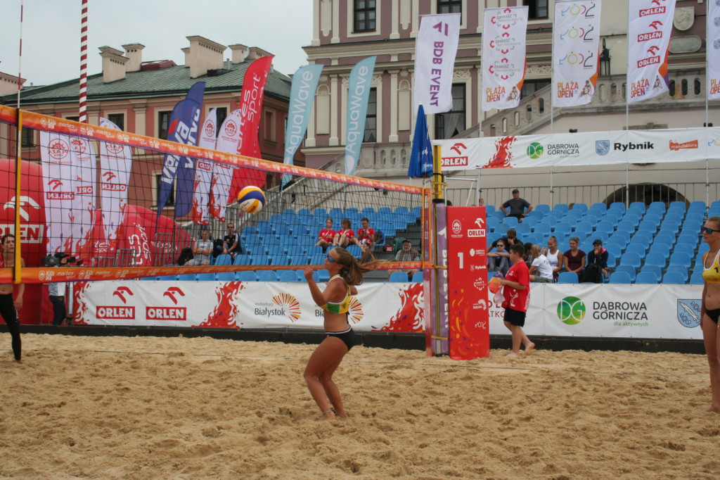 Zamość: Trwają Mistrzostwa Polski Kobiet i Mężczyzn w siatkówce plażowej [FOTO, PROGRAM]