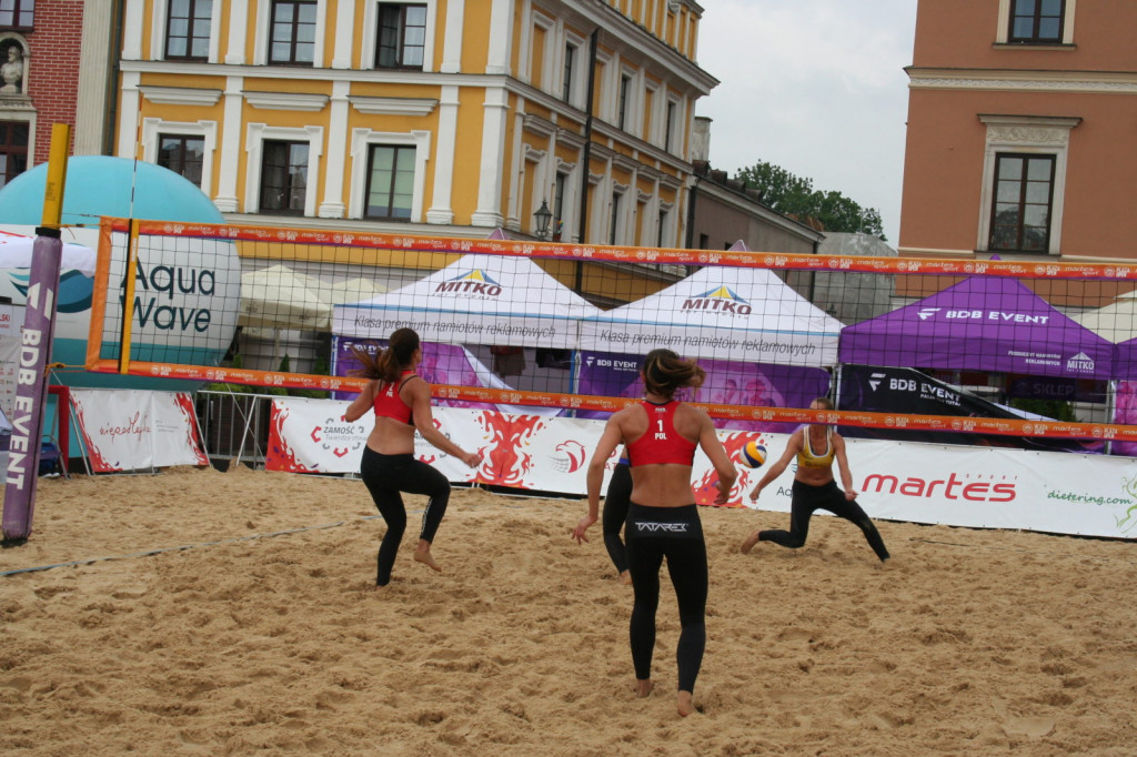 Zamość: Trwają Mistrzostwa Polski Kobiet i Mężczyzn w siatkówce plażowej [FOTO, PROGRAM]