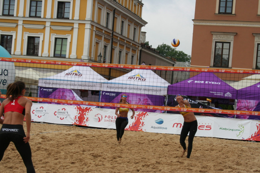 Zamość: Trwają Mistrzostwa Polski Kobiet i Mężczyzn w siatkówce plażowej [FOTO, PROGRAM]