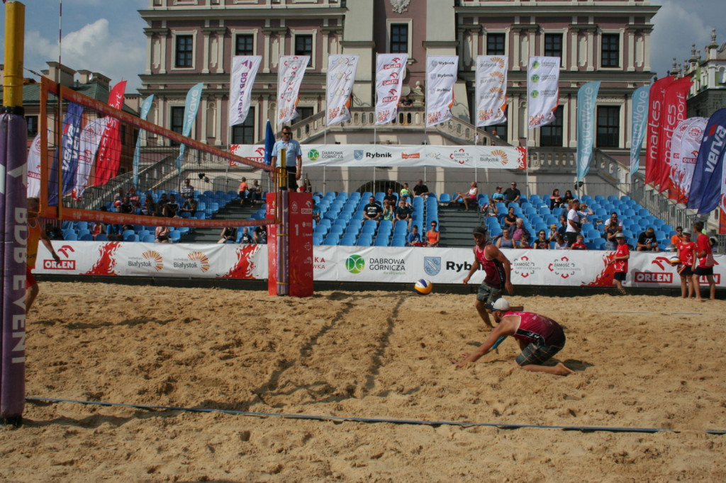 Zamość: Kwalifikacje mistrzostw Polski w siatkówce plażowej i mundial na wodzie [WYNIKI, FOTO]