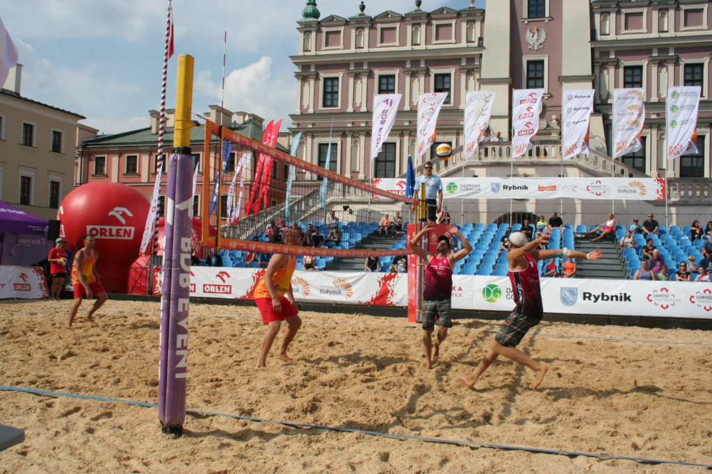 Zamość: Kwalifikacje mistrzostw Polski w siatkówce plażowej i mundial na wodzie [WYNIKI, FOTO]