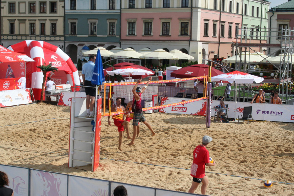 Zamość: Kwalifikacje mistrzostw Polski w siatkówce plażowej i mundial na wodzie [WYNIKI, FOTO]