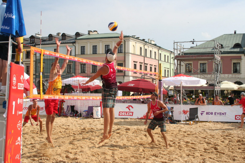 Zamość: Kwalifikacje mistrzostw Polski w siatkówce plażowej i mundial na wodzie [WYNIKI, FOTO]