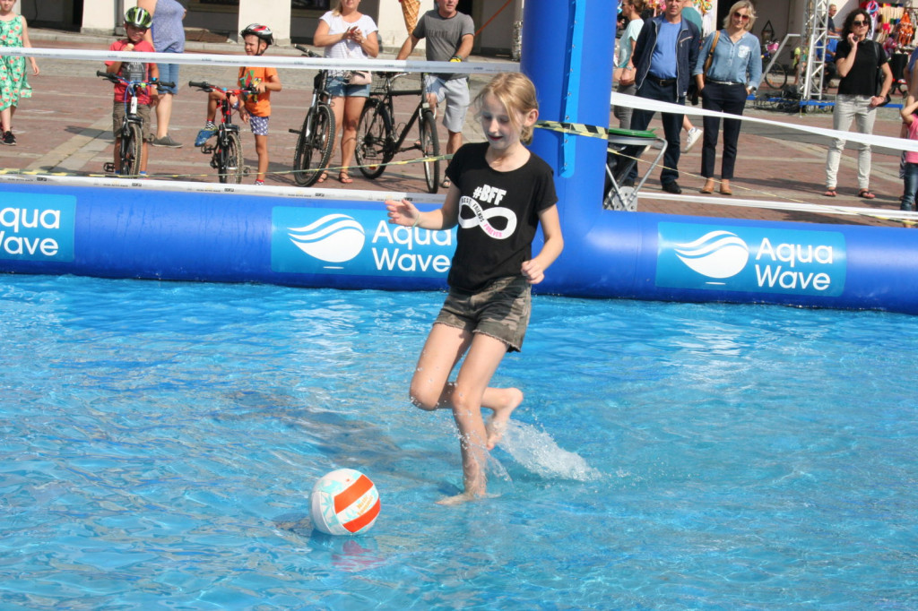 Zamość: Kwalifikacje mistrzostw Polski w siatkówce plażowej i mundial na wodzie [WYNIKI, FOTO]
