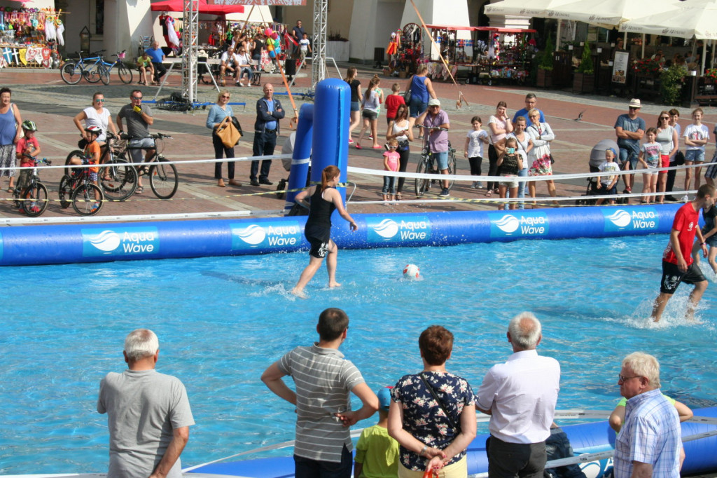 Zamość: Kwalifikacje mistrzostw Polski w siatkówce plażowej i mundial na wodzie [WYNIKI, FOTO]
