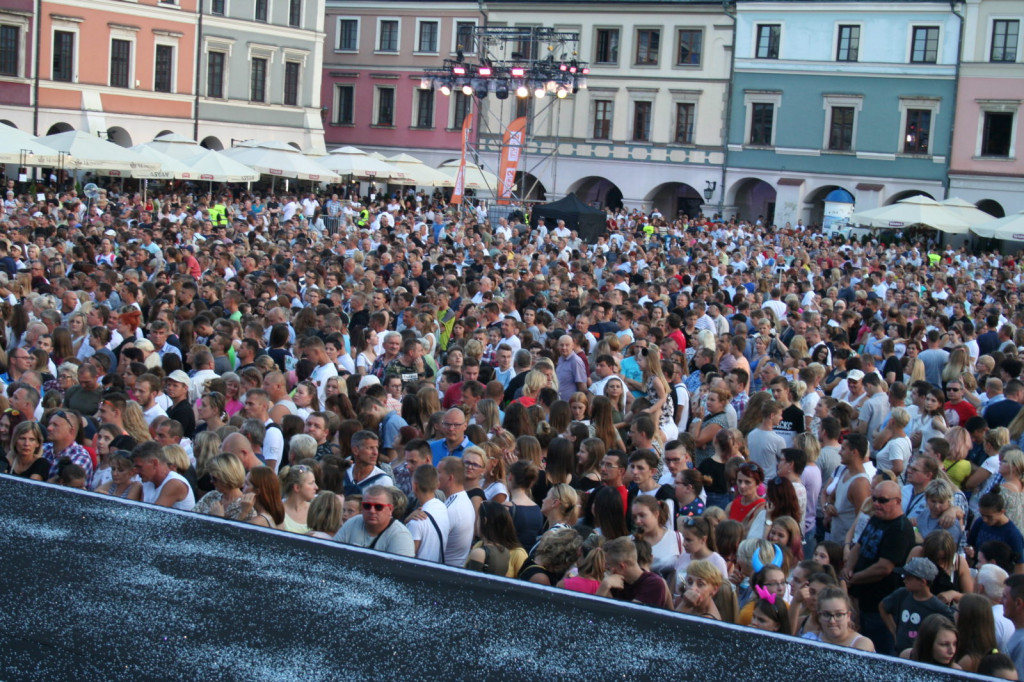 Zamość: Koncert pełen gwiazd na Rynku Wielkim. Wakacyjna Trasa Dwójki [FOTO]