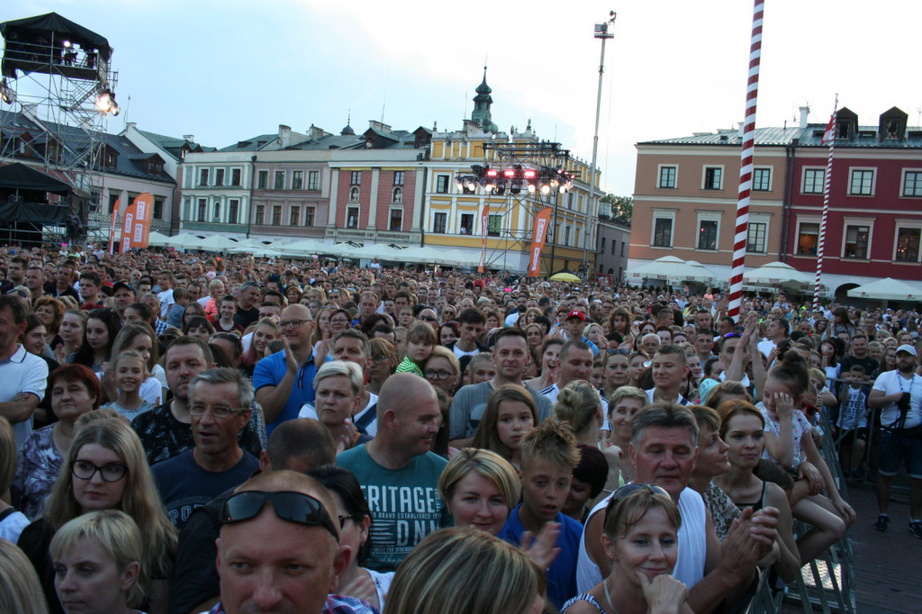 Zamość: Koncert pełen gwiazd na Rynku Wielkim. Wakacyjna Trasa Dwójki [FOTO]