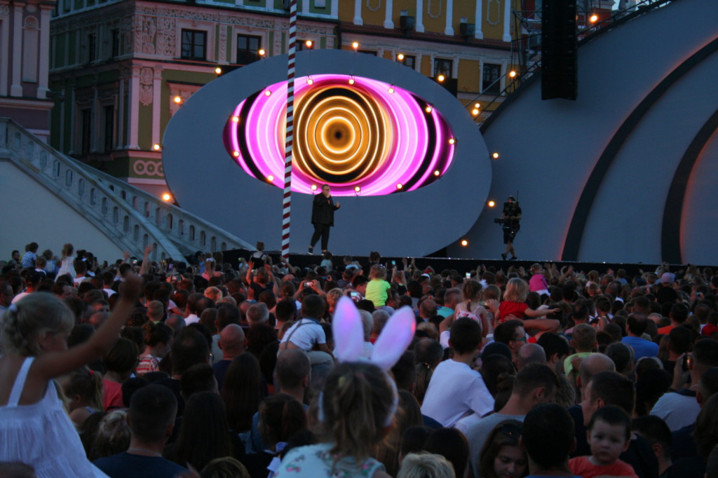 Zamość: Koncert pełen gwiazd na Rynku Wielkim. Wakacyjna Trasa Dwójki [FOTO]