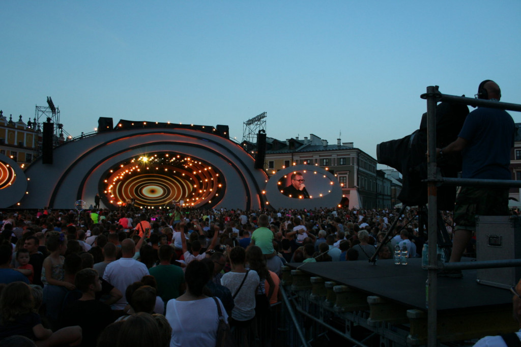 Zamość: Koncert pełen gwiazd na Rynku Wielkim. Wakacyjna Trasa Dwójki [FOTO]