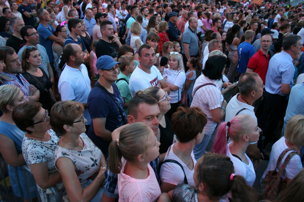 Zamość: Koncert pełen gwiazd na Rynku Wielkim. Wakacyjna Trasa Dwójki [FOTO]