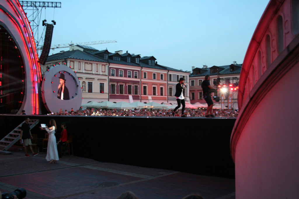 Zamość: Koncert pełen gwiazd na Rynku Wielkim. Wakacyjna Trasa Dwójki [FOTO]