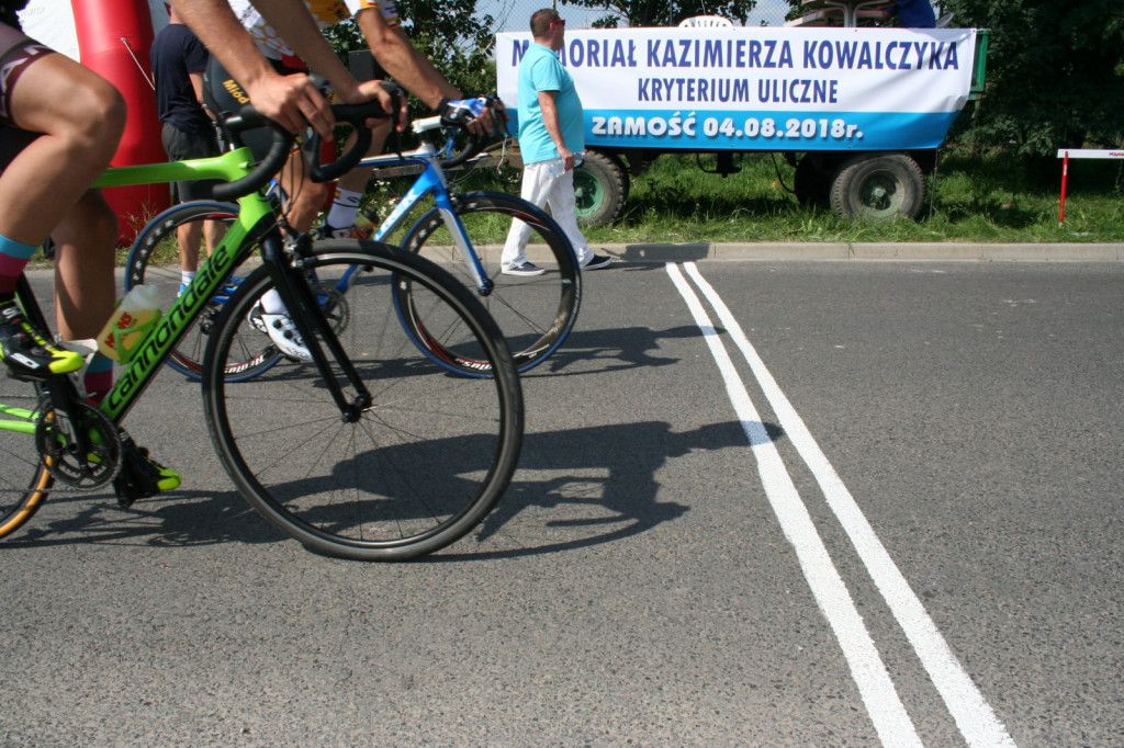 Zamość: Popularyzacja kolarstwa i turystyki rowerowej podczas Kryterium Ulicznego 