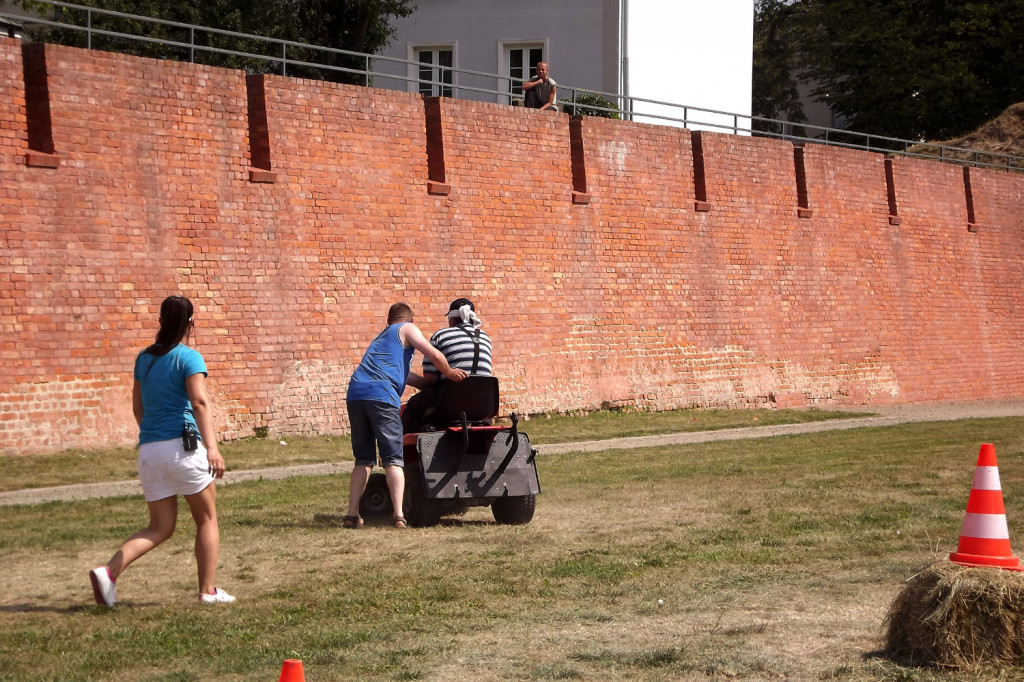 Zamość: II Zamojski Zlot Kosiarek Samojezdnych