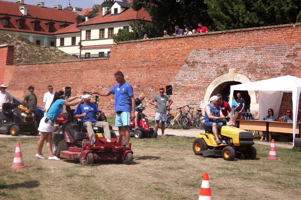 Zamość: II Zamojski Zlot Kosiarek Samojezdnych