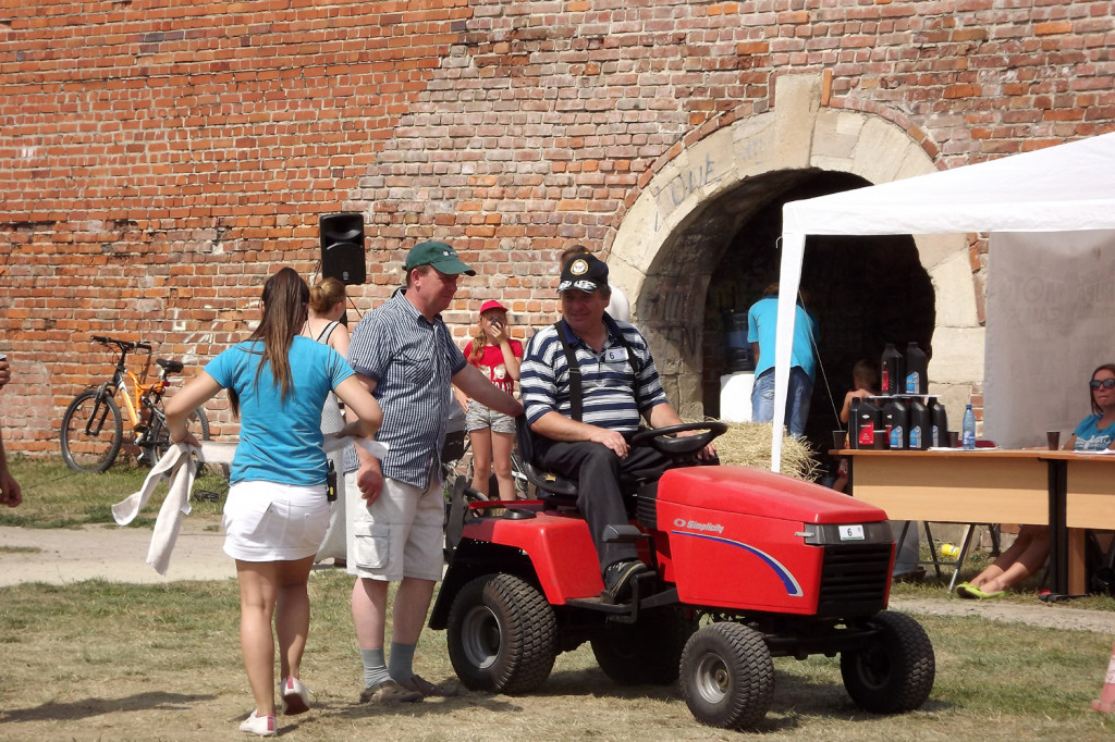 Zamość: II Zamojski Zlot Kosiarek Samojezdnych