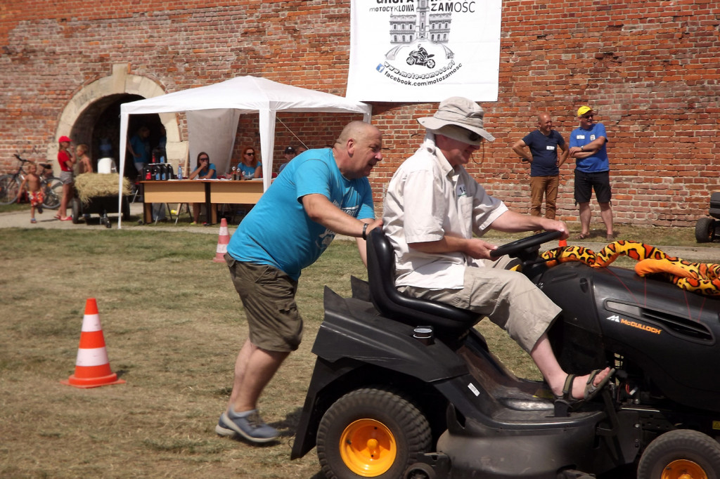 Zamość: II Zamojski Zlot Kosiarek Samojezdnych